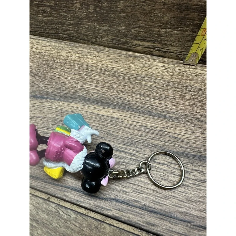 Disney Japan Cute Minnie Mouse Gift‎ Box Vintage Figure Keychain Toy Kid